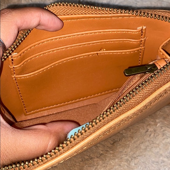 Wallet - Picture 2 of 5